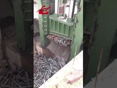 鋼板およびビーム用高能力ガントリー式スクラップシャー