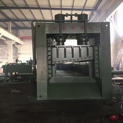 630 Ton Hydraulic Gantry Shear With 1800mm Cutting Width And PLC Control