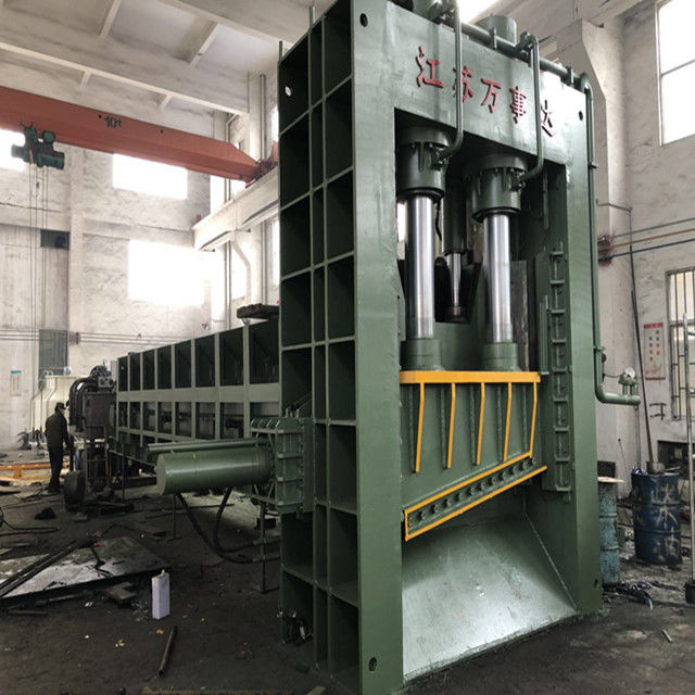 GLC4-27 Gantry Shear Recycling Rubber Powder Machine 2t /Min