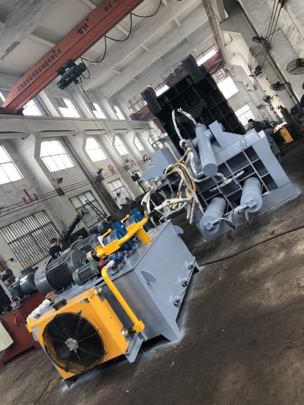 Steel Scrap Metal Baler Machine Customized Design Push Out Bale Discharge Ways